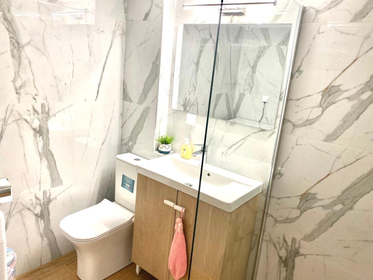 אתונה Quiet Near Subway And Acropolis 2 Bedrooms Apt מראה חיצוני תמונה