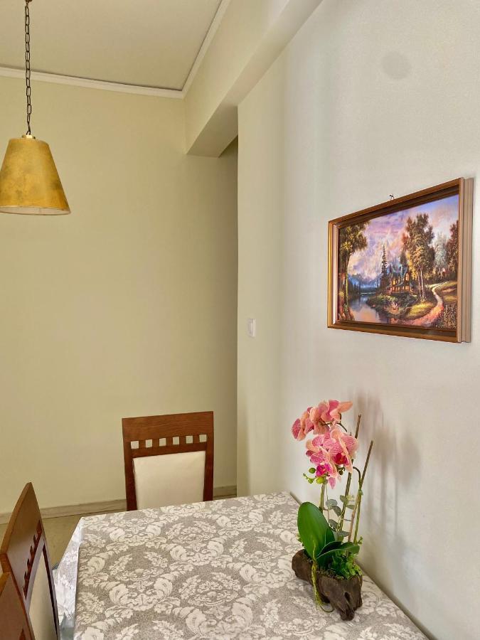 אתונה Quiet Near Subway And Acropolis 2 Bedrooms Apt מראה חיצוני תמונה